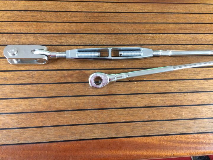 Wantenspanner 5/ 8" Toggle/Terminal 10mm