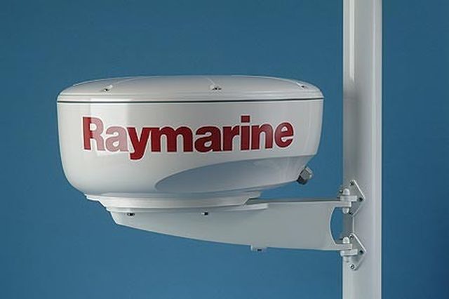 Raymarine Masthalter für 46cm Radom