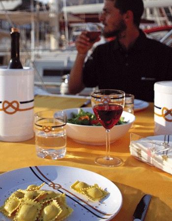 Yachting Tischdecke 160x120cm 6Serv gelb