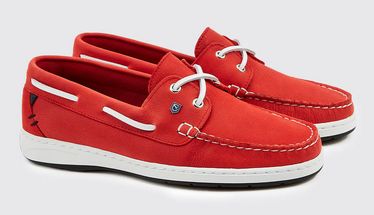 Dubarry Marbella 36 engine red